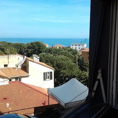 Soggiorno Sole Alojamento de Acomodação e Pequeno-almoço Varazze
