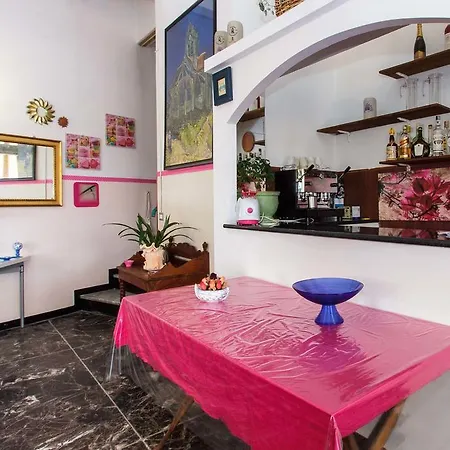 Alojamento de Acomodação e Pequeno-almoço Soggiorno Sole Varazze