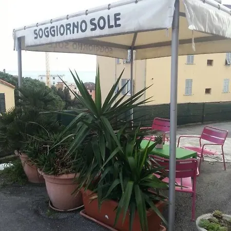 Alojamento de Acomodação e Pequeno-almoço Soggiorno Sole